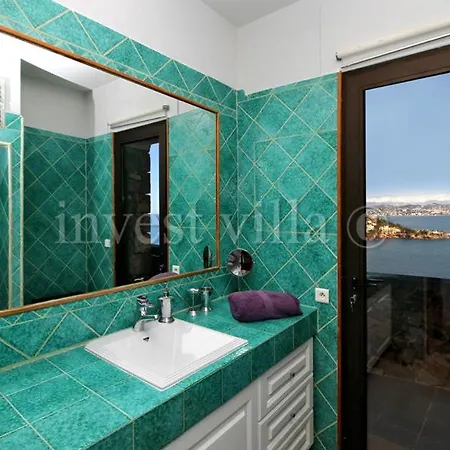 Villa Theoule-superieur Sleeps 6