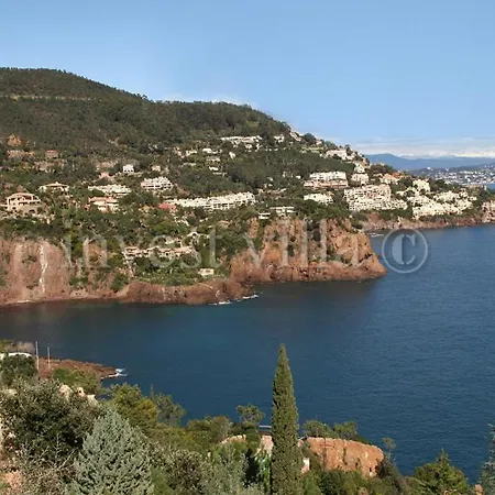 Theoule-superieur Sleeps 6 Villa Théoule-sur-Mer