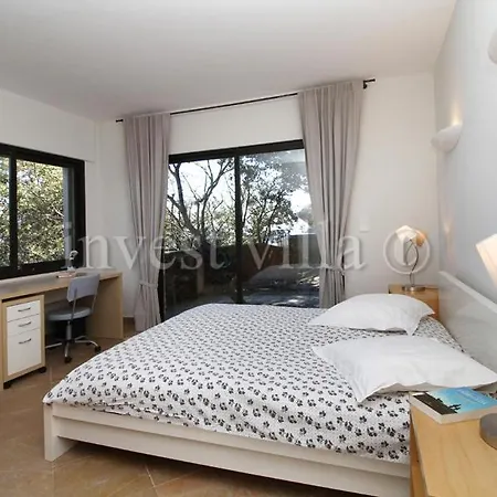 Villa Theoule-superieur Sleeps 6 Théoule-sur-Mer