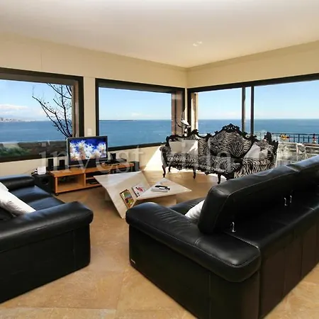 Villa Theoule-superieur Sleeps 6 *